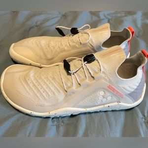 Vivobarefoot Women’s Primus Knit Trail Moonstone Trainers sz 7